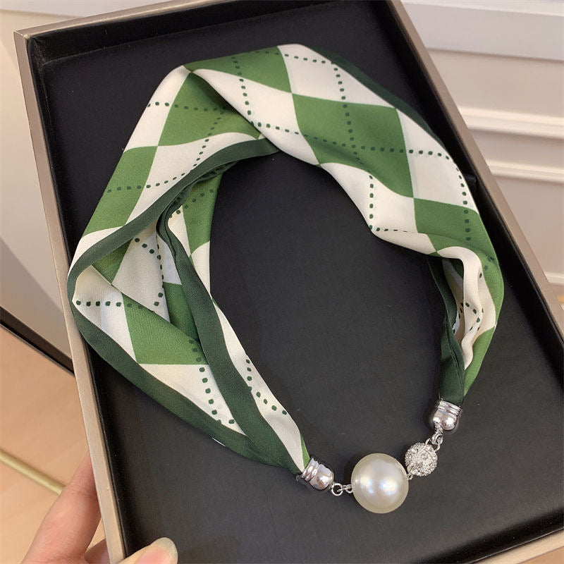 1021 sciarpa collana